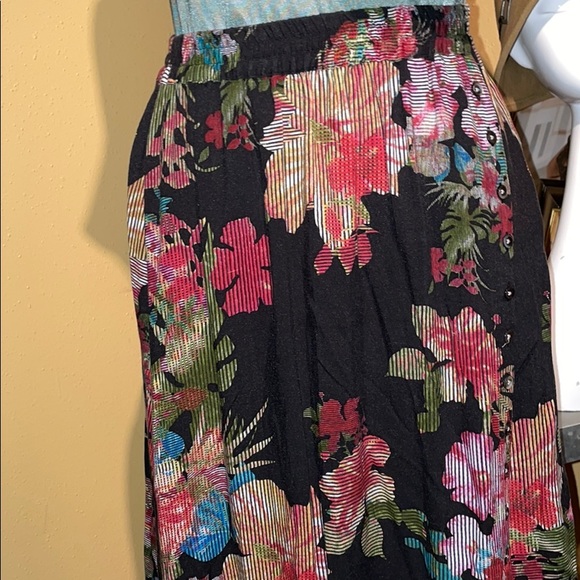 Boho floral maxi skirt - Picture 2 of 6